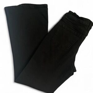 Classic Black Flared Women's Jeans